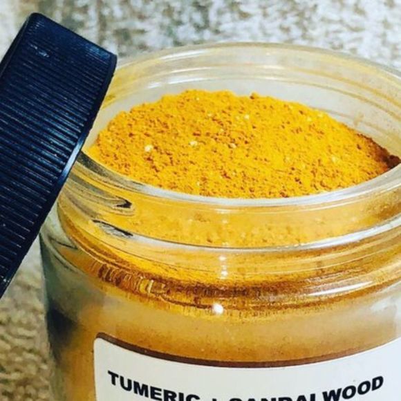 TURMERIC SANDALWOOD FACE MASK CLEANSER NEW - Picture 1 of 5